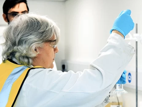 A ReAgent chemist analysing samples in the lab