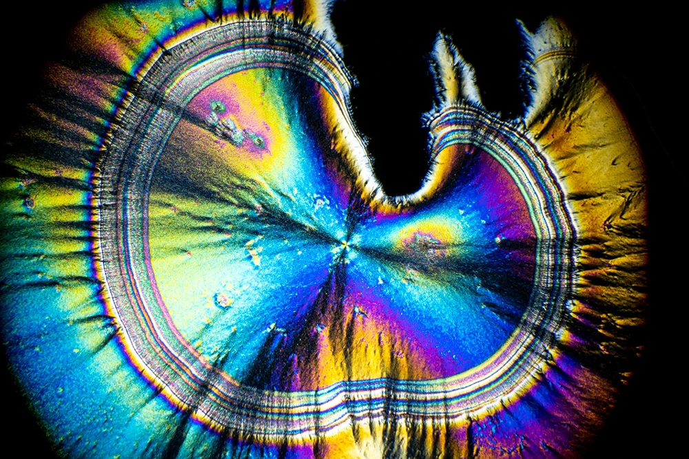 Crystals under polarised light