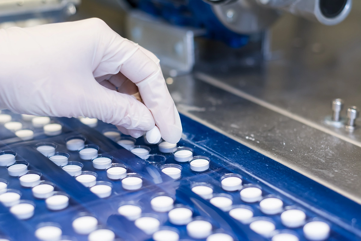 Pharmaceutical manufacturinig on tablets