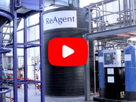 Mixing tank that's part of ReAgent's chemical manufacturing services