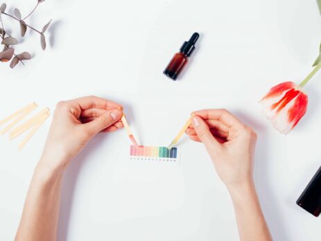 What is the pH Scale?||the-average-pH-of-common-chemical-solutions||pH-indicator-chart||What Does the pH Scale Measure?