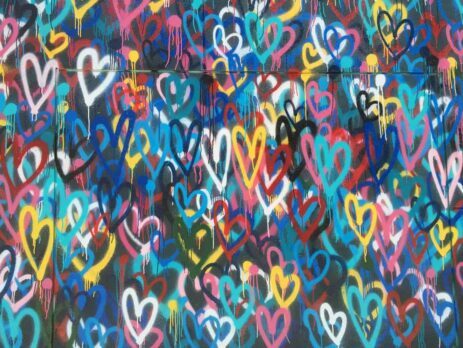 Graffiti love hearts